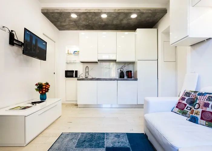 شقة Milan Style Apartment - City Center *