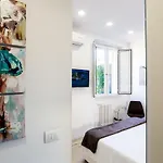 公寓 Milan Style Apartment - City Center