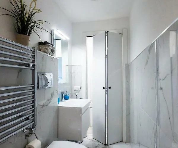 Milan Style Apartment - City Center * Milán