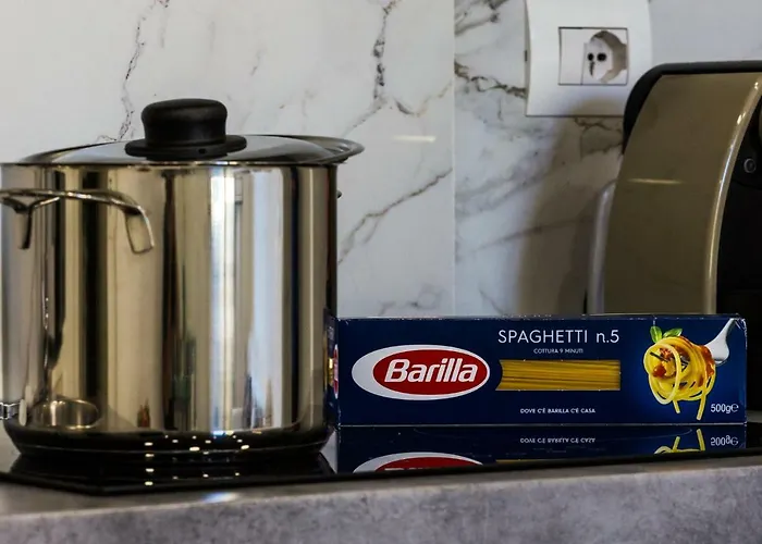 Milan Style Apartment - City Center * Милан